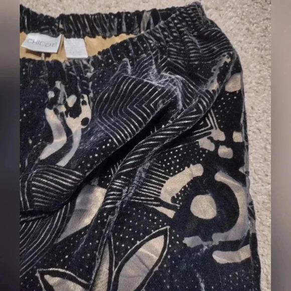 Chicos Velvet Flare Floral Skirt - Picture 8 of 10